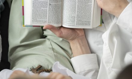 Το πολιτευμα αυτου του κοσμου